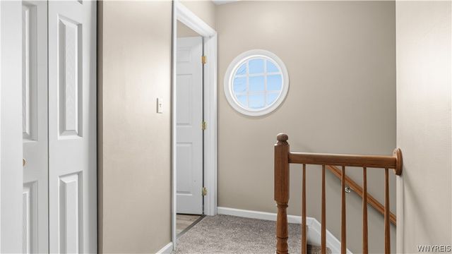 16 Park Walk, Lancaster, NY 14086