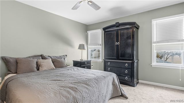 16 Park Walk, Lancaster, NY 14086