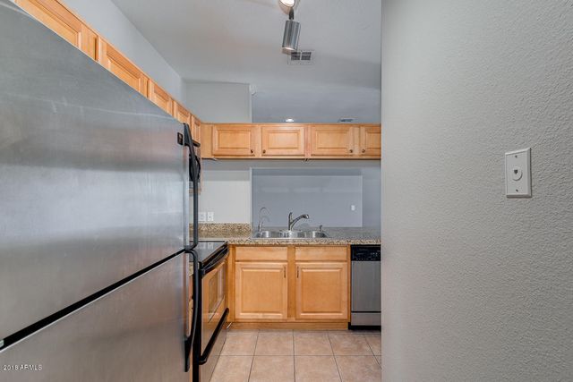 16013 S DESERT FOOTHILLS Parkway 2090, Phoenix, AZ 85048