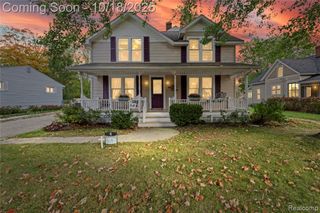 8 Hovey Street, Oxford, MI 48371