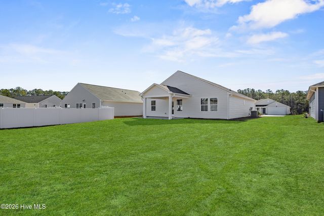 921 Parkway Drive 208, Southport, NC 28461