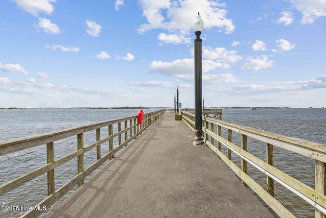 921 Parkway Drive 208, Southport, NC 28461