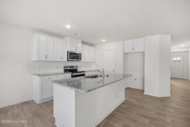 921 Parkway Drive 208, Southport, NC 28461