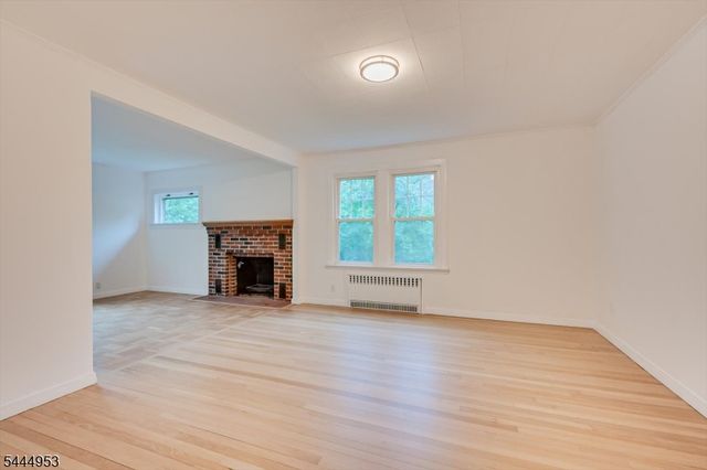 50 Forest Ave, Franklin Twp., NJ 08540