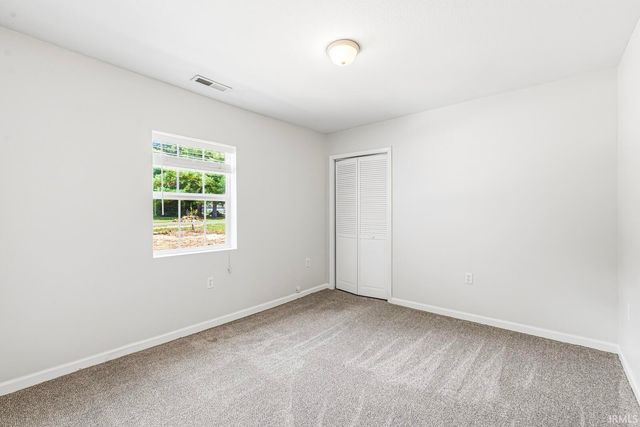 10601 Toledo Avenue, Osceola, IN 46561