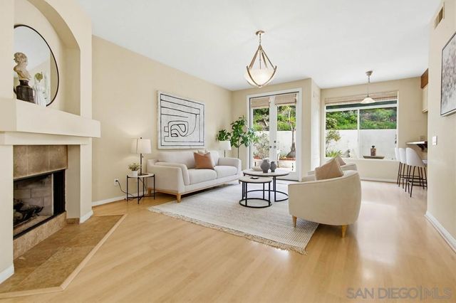 1547 Caminito Solidago, La Jolla, CA 92037
