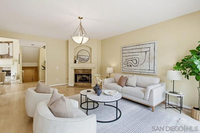 1547 Caminito Solidago, La Jolla, CA 92037