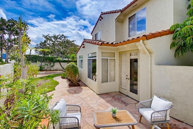 1547 Caminito Solidago, La Jolla, CA 92037