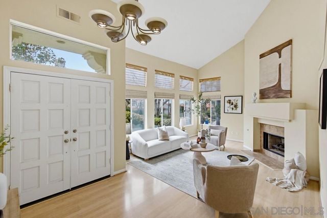 1547 Caminito Solidago, La Jolla, CA 92037