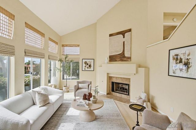 1547 Caminito Solidago, La Jolla, CA 92037