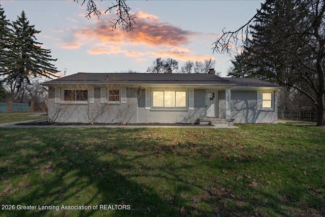 5350 Blue Haven Drive, East Lansing, MI 48823