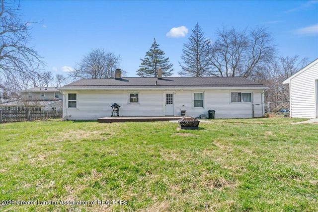 5350 Blue Haven Drive, East Lansing, MI 48823