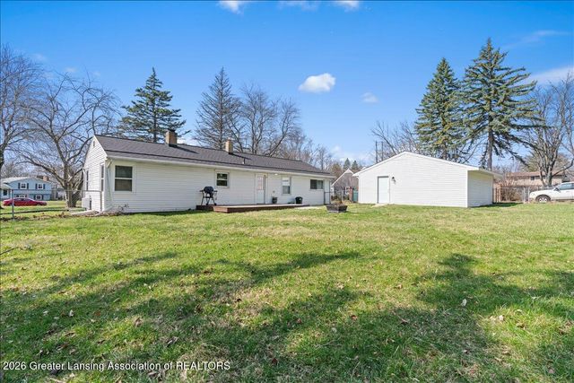 5350 Blue Haven Drive, East Lansing, MI 48823