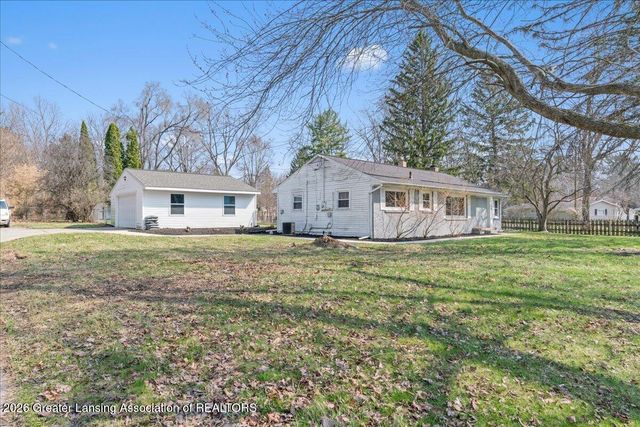 5350 Blue Haven Drive, East Lansing, MI 48823