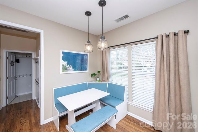 6610 Olmsford Drive, Huntersville, NC 28078