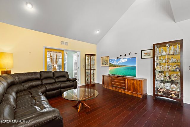 56 Hamble Road, Little Egg Harbor, NJ 08087