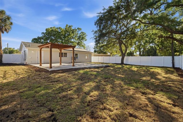 3805 W PEARL AVENUE, Tampa, FL 33611