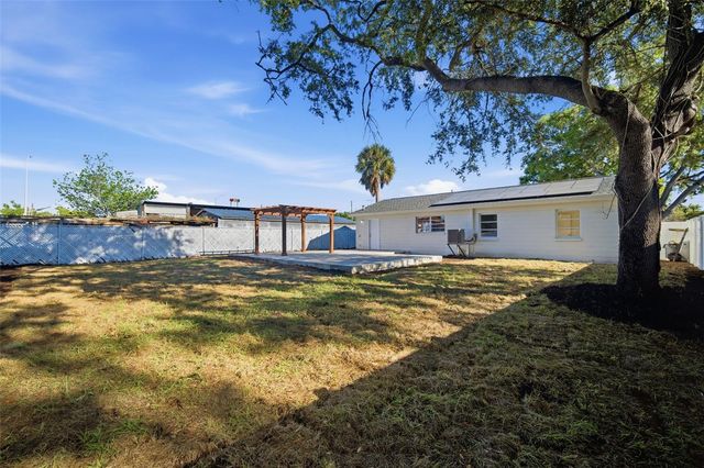 3805 W PEARL AVENUE, Tampa, FL 33611