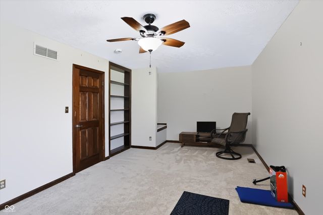 2088 Golfview Court, Greenwood, IN 46143