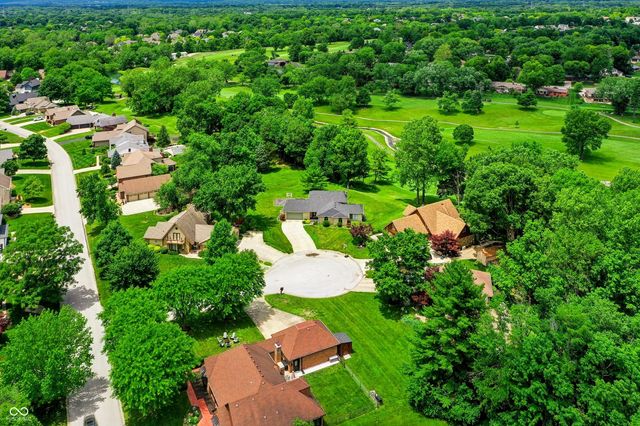 2088 Golfview Court, Greenwood, IN 46143