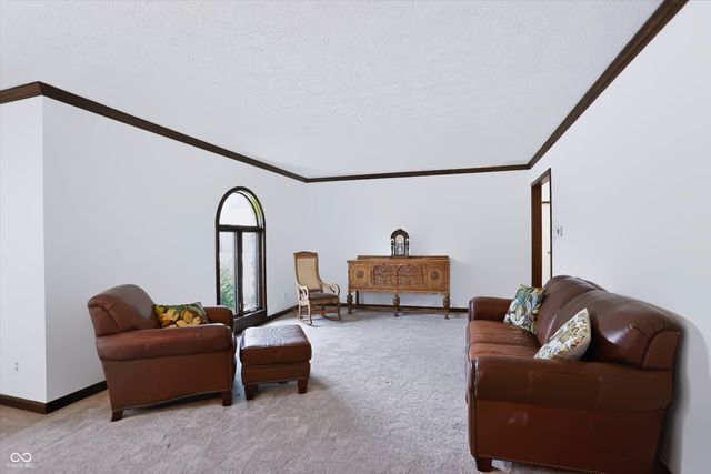 2088 Golfview Court, Greenwood, IN 46143