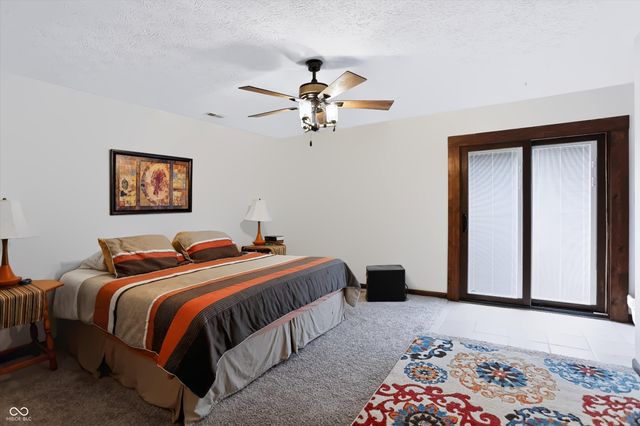 2088 Golfview Court, Greenwood, IN 46143