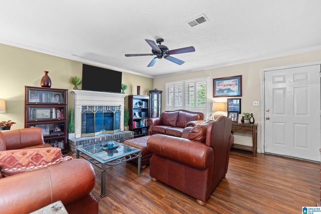 352 JAMESTOWN MANOR DRIVE, Gardendale, AL 35071