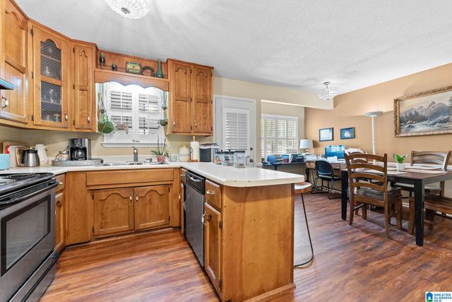 352 JAMESTOWN MANOR DRIVE, Gardendale, AL 35071