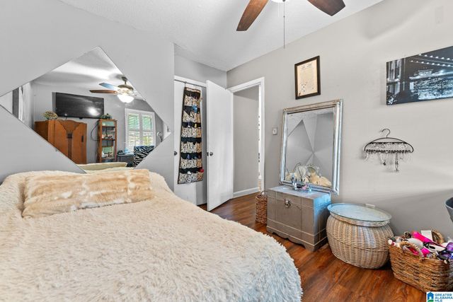 352 JAMESTOWN MANOR DRIVE, Gardendale, AL 35071