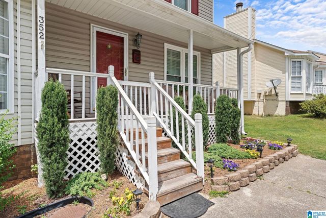 352 JAMESTOWN MANOR DRIVE, Gardendale, AL 35071