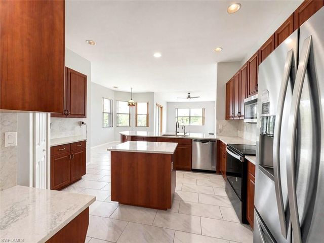 4775 8th ST NE, Naples, FL 34120