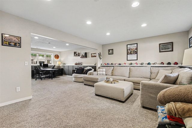 5338 Quest Drive, Grandville, MI 49418
