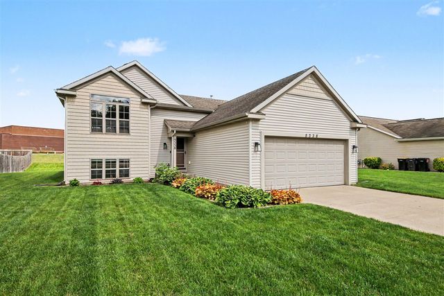 5338 Quest Drive, Grandville, MI 49418