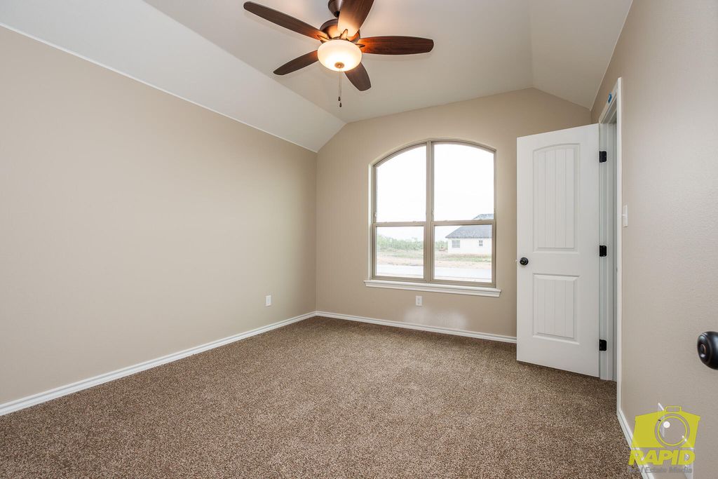 Image 15 of property listing at 4156 Wildebeest Way, San Angelo, TX 76901