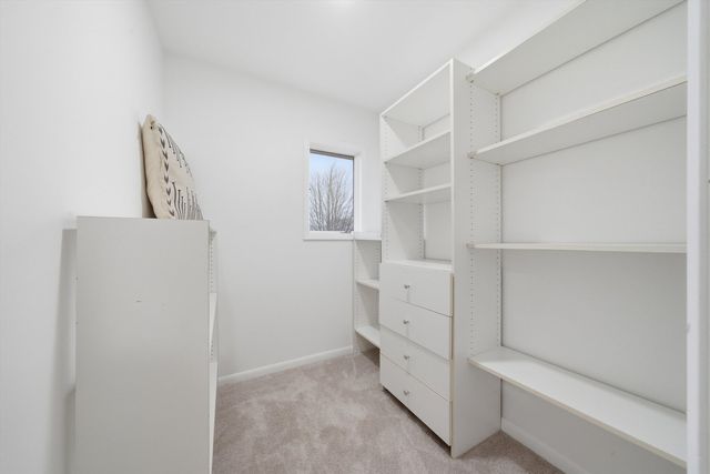 9248 N Maryland Street, Niles, IL 60714