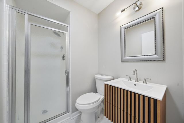 9248 N Maryland Street, Niles, IL 60714