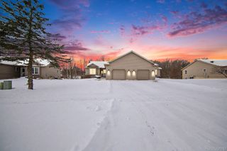 120 Stoli Court, Onsted Village, MI 49265