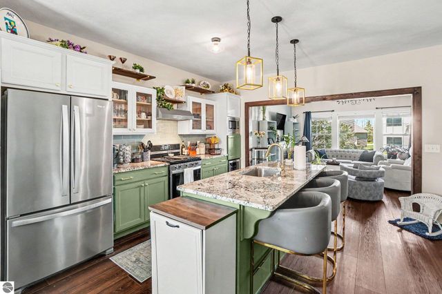 842 Winchester Street, Holland, MI 49423