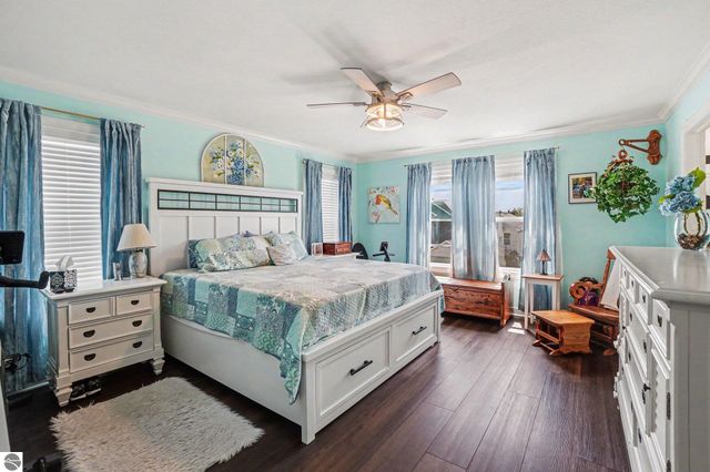 842 Winchester Street, Holland, MI 49423