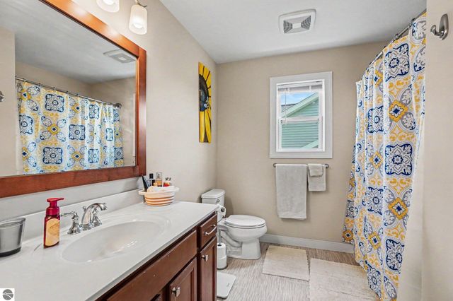 842 Winchester Street, Holland, MI 49423