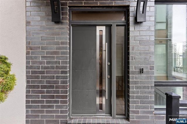 716 Undercliff Avenue 716, Edgewater, NJ 07020