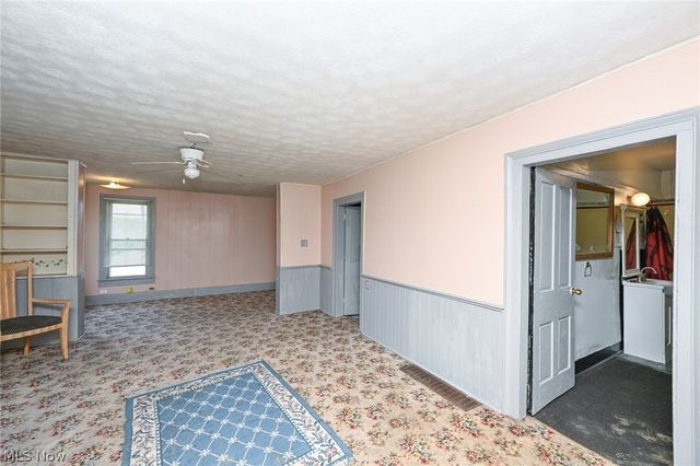 893 Norton Avenue, Barberton, OH 44203