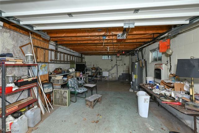 893 Norton Avenue, Barberton, OH 44203