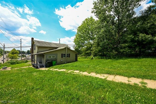 893 Norton Avenue, Barberton, OH 44203