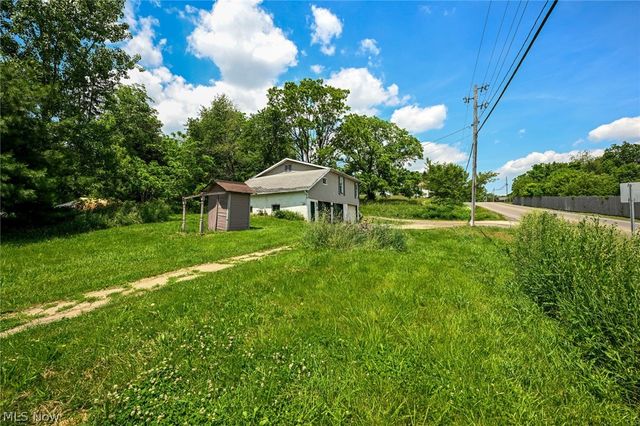 893 Norton Avenue, Barberton, OH 44203