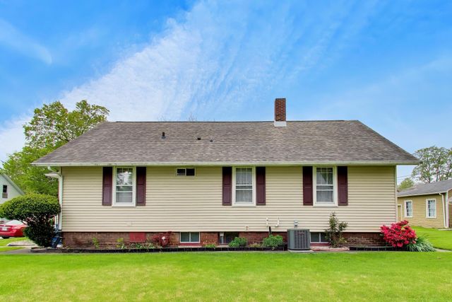 812 Woodward Street, La Porte, IN 46350