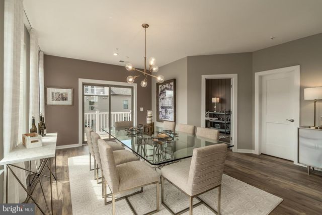 1057 INFERNO TER SE, Leesburg, VA 20175