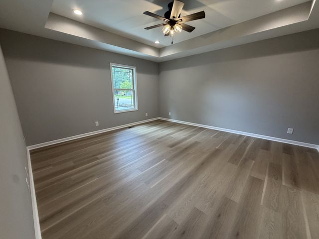 614 Wanda Ln, Tullahoma, TN 37388