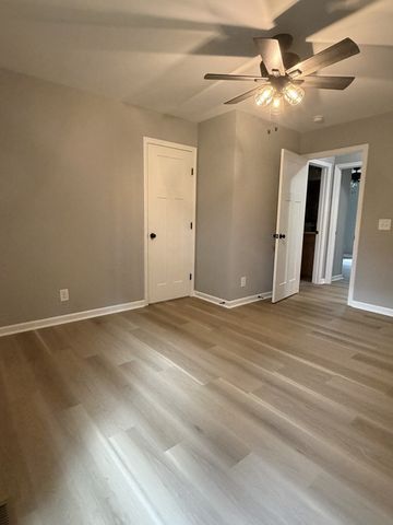 614 Wanda Ln, Tullahoma, TN 37388