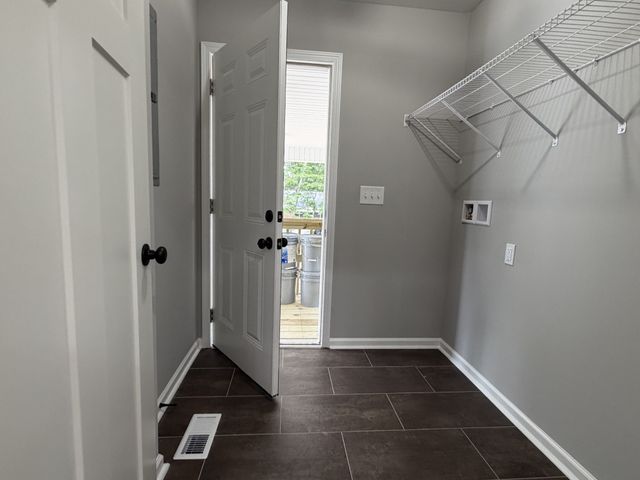 614 Wanda Ln, Tullahoma, TN 37388